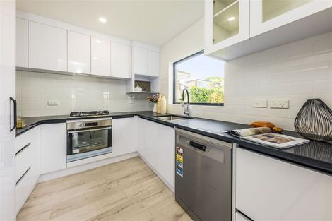 Photo of property in 141b Russell Road, Manurewa, Auckland, 2102