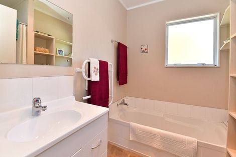 Photo of property in 1241 Whangaparaoa Road, Gulf Harbour, Whangaparaoa, 0930