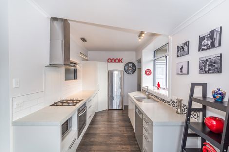 Photo of property in 27 Penrith Avenue, Somerfield, Christchurch, 8024