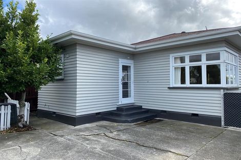Photo of property in 18 Allard Street, Edgeware, Christchurch, 8013