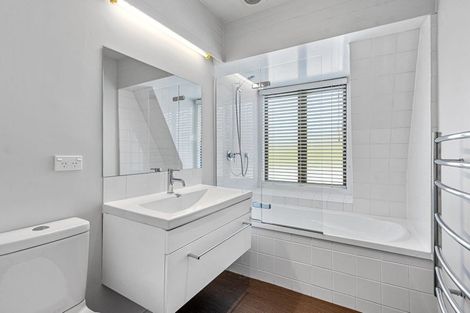 Photo of property in 34 Bannister Place, Ilam, Christchurch, 8053