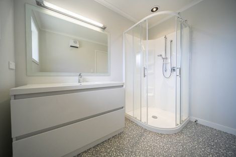 Photo of property in 60 Lawson Burrows Crescent, Te Anau, 9600