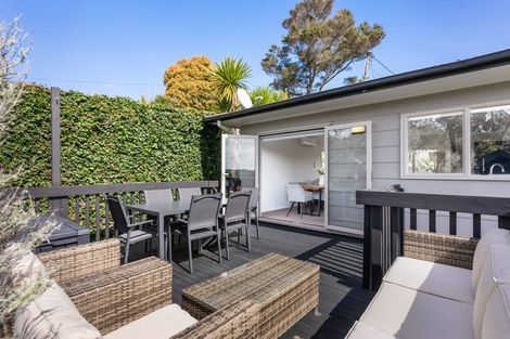 Photo of property in 7 Paris Place, Birkenhead, Auckland, 0626