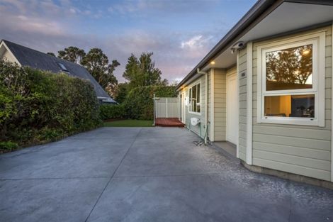 Photo of property in 68a Kahu Road, Paremata, Porirua, 5024