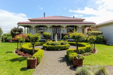 Photo of property in 333 Upland Road, Tarurutangi, New Plymouth, 4372