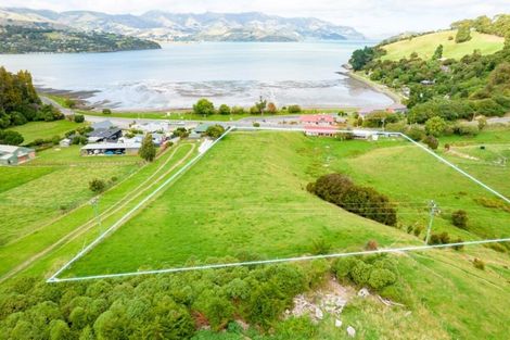 Photo of property in 6025 Christchurch Akaroa Road, Duvauchelle, 7583