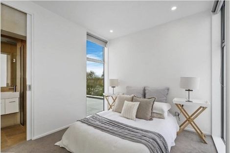 Photo of property in 2/22 Esplanade, Sumner, Christchurch, 8081