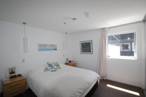 Photo of property in Montreaux Apartments, 9c/164 The Terrace, Wellington Central, Wellington, 6011