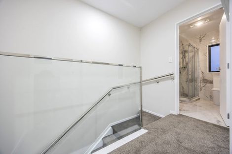 Photo of property in 4/6 Vine Street, Mangere East, Auckland, 2024