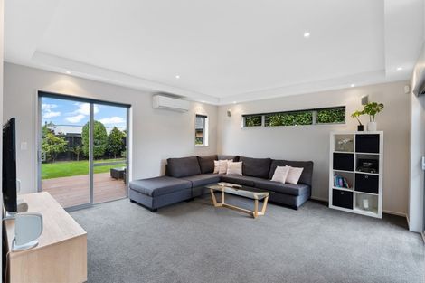 Photo of property in 6 Bargrove Close, Halswell, Christchurch, 8025