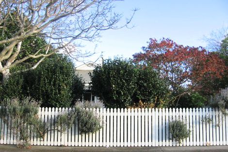 Photo of property in 76 Pretoria Street, Hutt Central, Lower Hutt, 5010