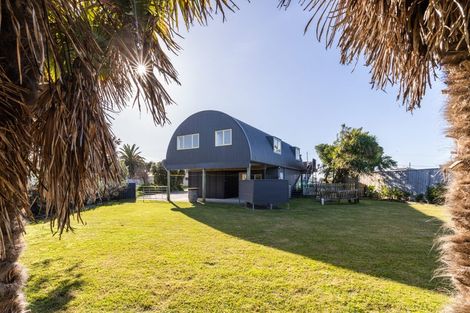Photo of property in 65 Harper Road, Waimarama, Havelock North, 4294