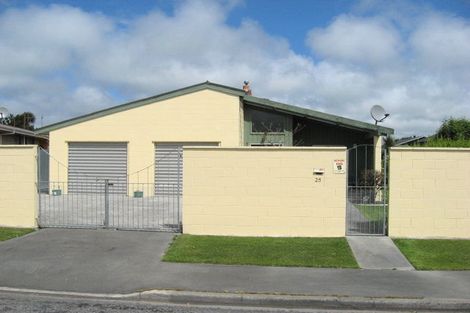 Photo of property in 25 Bracebridge Street, Kaiapoi, 7630