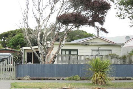 Photo of property in 43 Halsey Street, South New Brighton, Christchurch, 8062