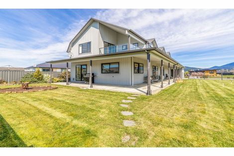 Photo of property in 18 Acheron Way, Te Anau, 9600