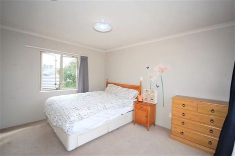 Photo of property in 28 Terracotta Drive, Blockhouse Bay, Auckland, 0600