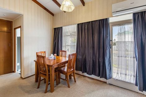 Photo of property in 2/11 Bryce Street, Cambridge, 3434