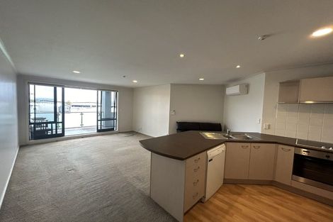 Photo of property in Paramount Apartments, 30/281 Maunganui Road, Mount Maunganui, 3116