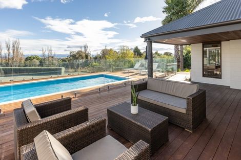 Photo of property in 49 Lane Road, Havelock North, 4130