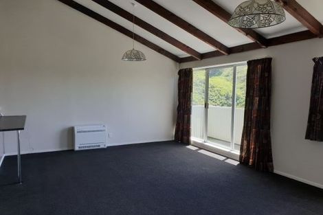 Photo of property in 3/4 Narbada Crescent, Khandallah, Wellington, 6035