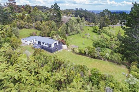 Photo of property in 822 Ponga Road, Opaheke, Papakura, 2584