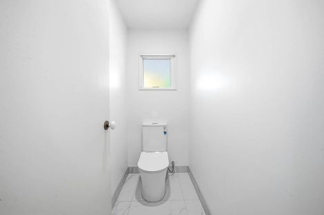 Photo of property in 22 Suncrest Drive, West Harbour, Auckland, 0618