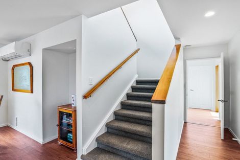 Photo of property in 19 Courtfield Close, Parklands, Christchurch, 8083