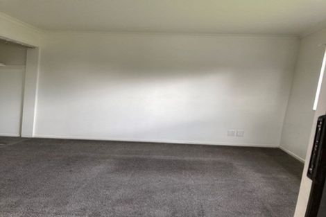 Photo of property in 5a Southview Place, Wattle Downs, Auckland, 2102