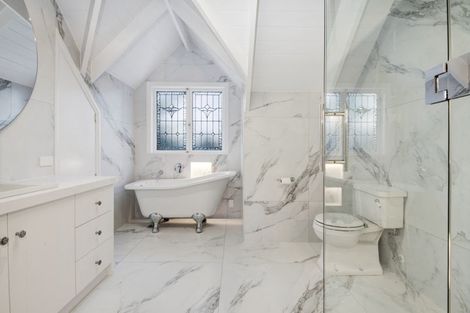 Photo of property in 23 Motuora Road, Manly, Whangaparaoa, 0930