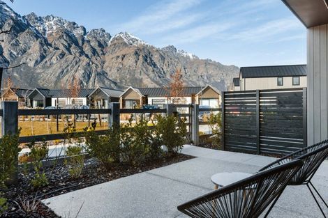 Photo of property in 7 Mcgibbon Lane, Jacks Point, 9371