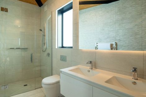 Photo of property in 320 Marine Parade, New Brighton, Christchurch, 8061