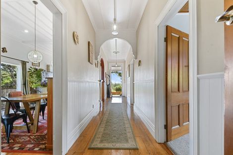 Photo of property in 43 Sunnyvale Road, Massey, Auckland, 0614