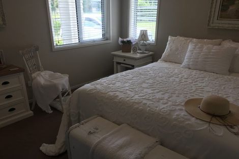 Photo of property in 29 Applemoors Way, Riverhead, 0820