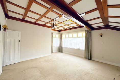 Photo of property in 6 Admiral Beatty Avenue, Mount Roskill, Auckland, 1041