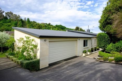 Photo of property in 15 Colquhoun Street, Glenross, Dunedin, 9011