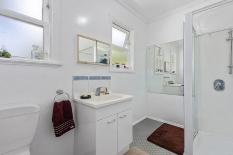 Photo of property in 13 Heretaunga Square, Silverstream, Upper Hutt, 5019