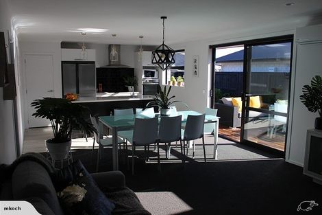 Photo of property in 11 Fuller Street, Papamoa Beach, Papamoa, 3118