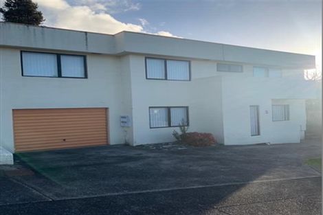 Photo of property in 3/24 Eastglen Road, Glen Eden, Auckland, 0602