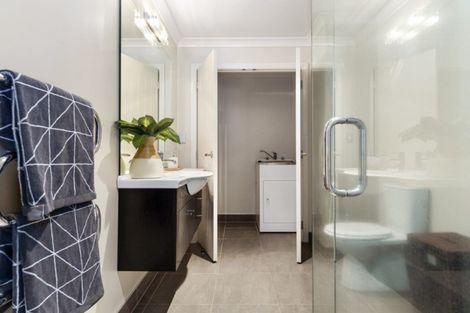 Photo of property in 7/235 Devonport Road, Tauranga, 3110