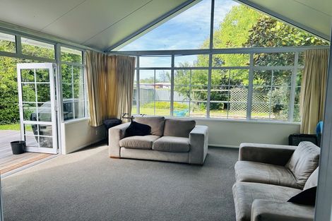 Photo of property in 60 Hounslow Street, Ilam, Christchurch, 8041