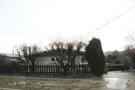 Photo of property in 49 Newcastle Street, Clyde, 9330