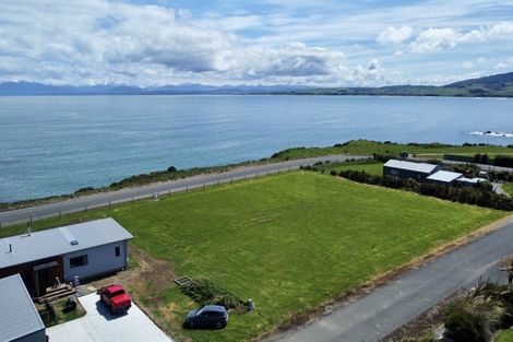 Photo of property in 5 Tamatea Street, Pahia, Riverton, 9881