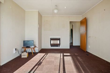 Photo of property in 53 Oakfield Crescent, Pukete, Hamilton, 3200