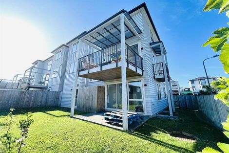 Photo of property in 1 Nephrite Lane, Henderson, Auckland, 0610