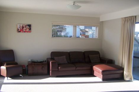 Photo of property in 7 Seymour Road, Mellons Bay, Auckland, 2014
