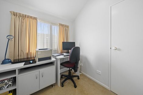 Photo of property in 43 Burnham Street, Seatoun, Wellington, 6022