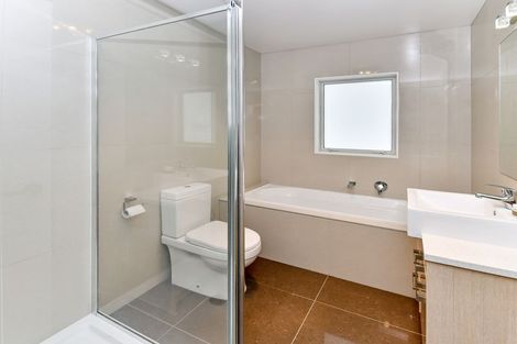 Photo of property in 13 Kereru Rise, Papakura, 2110