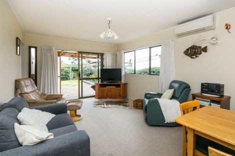 Photo of property in 2/200 Karaitiana Street, Frimley, Hastings, 4120