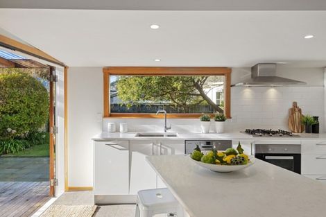 Photo of property in 3 Whitfield Street, Sumner, Christchurch, 8081