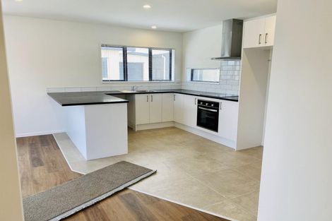 Photo of property in 26 Black Beech Crescent, Takanini, 2110